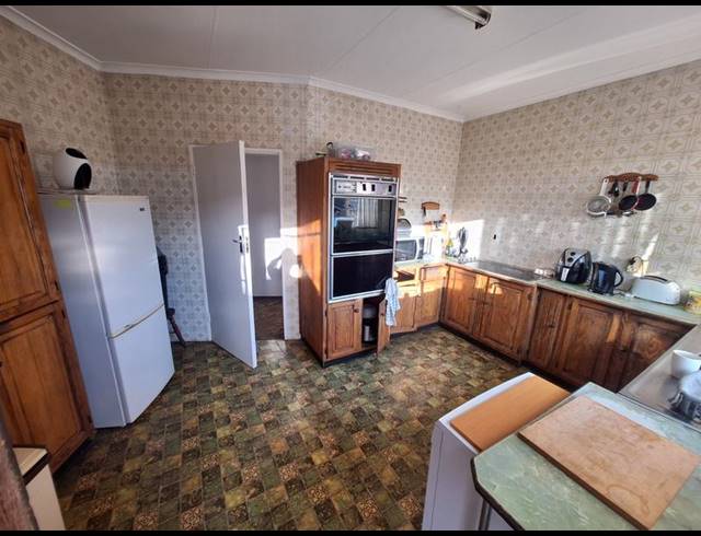 4 BEDROOM HOUSE FOR SALE IN KIBLER PARK